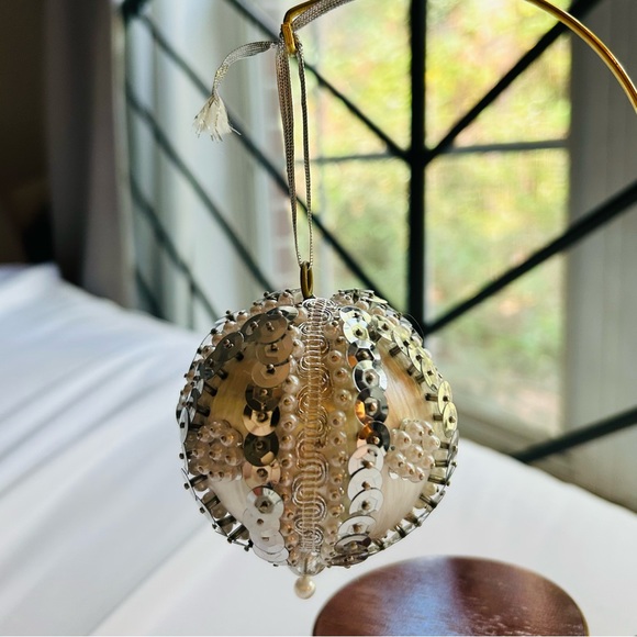 Vintage 1970 Handmade push pin ball ornaments set of 2 silver filagree p… - Picture 10 of 16